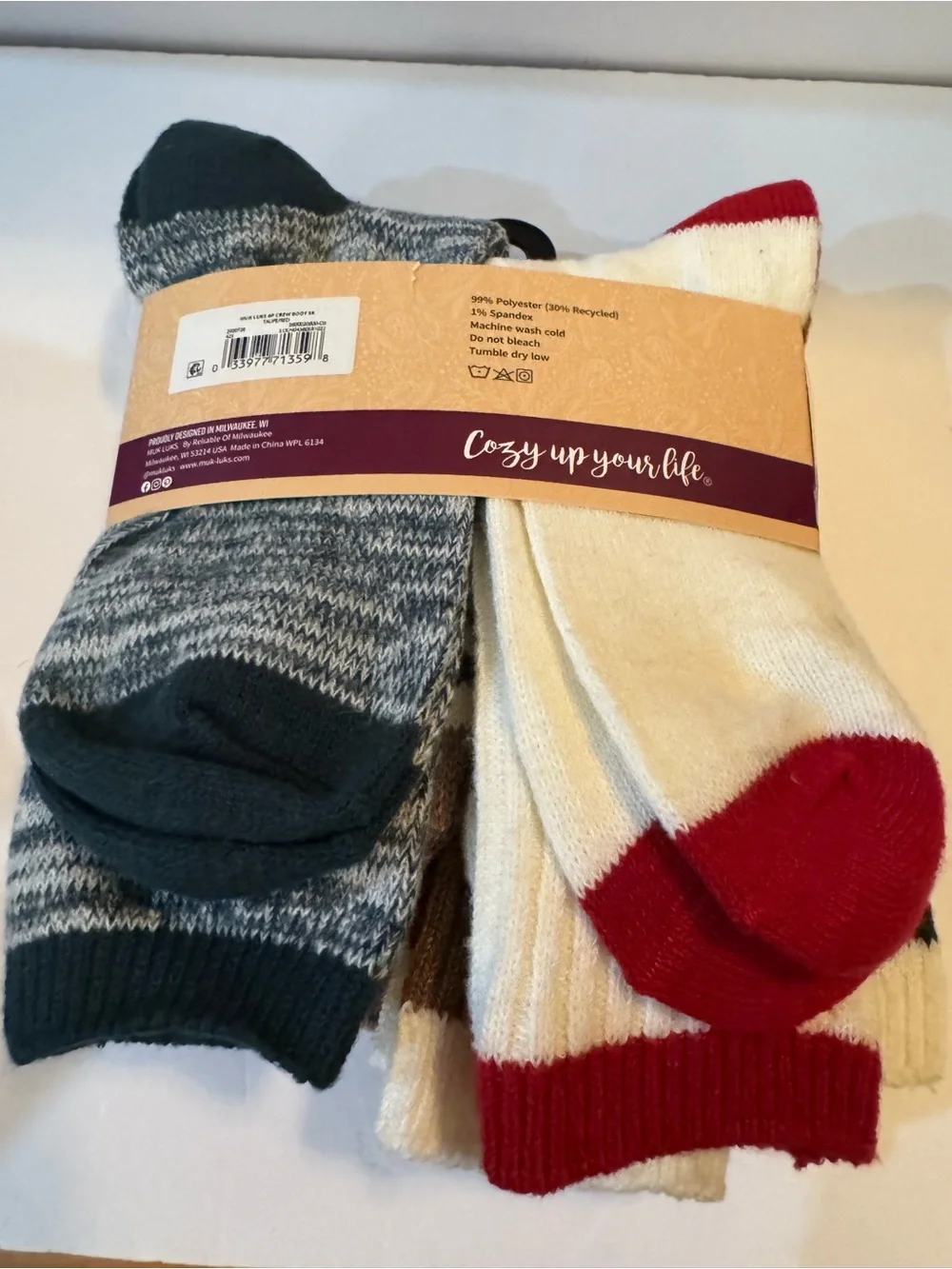MUK LUKS Women’s Fluffy Dream Crew Boots Socks 6 Pack OSFM